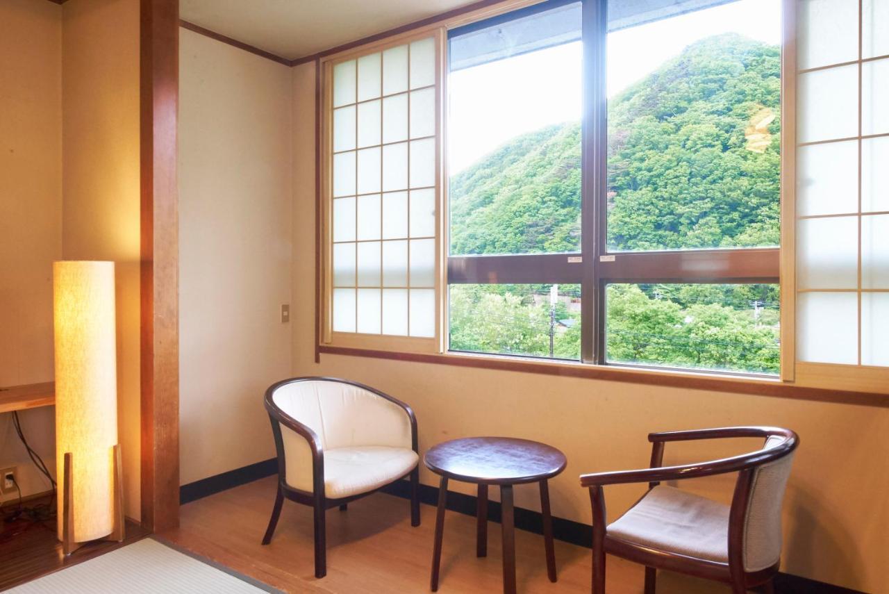 Hotel Yutoriro Bandai Atami à Koriyama  Extérieur photo